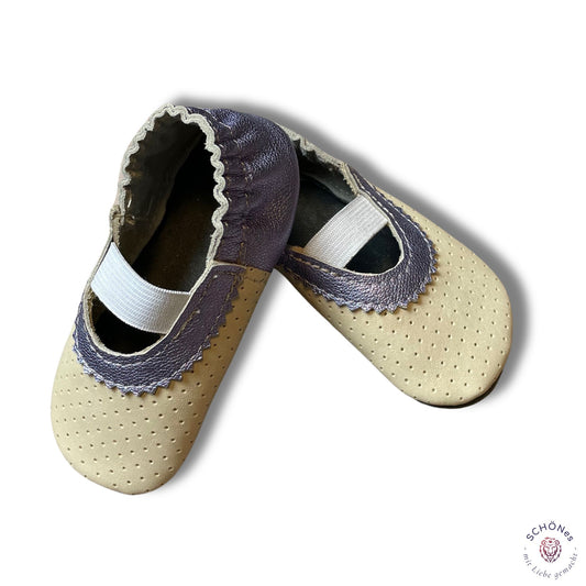 Ballerina-Lederpuschen, champagner/flieder metallic, Größe 20/21